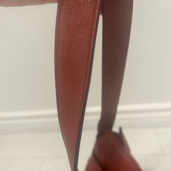 Tory Burch Gemini Link Crossbody Belted Leather Bag - GUC - Picture 11 of 15